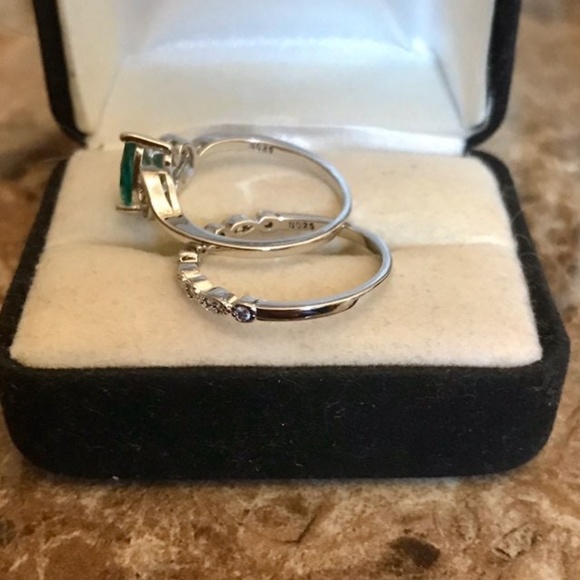Emerald Ring Set - Picture 5 of 5